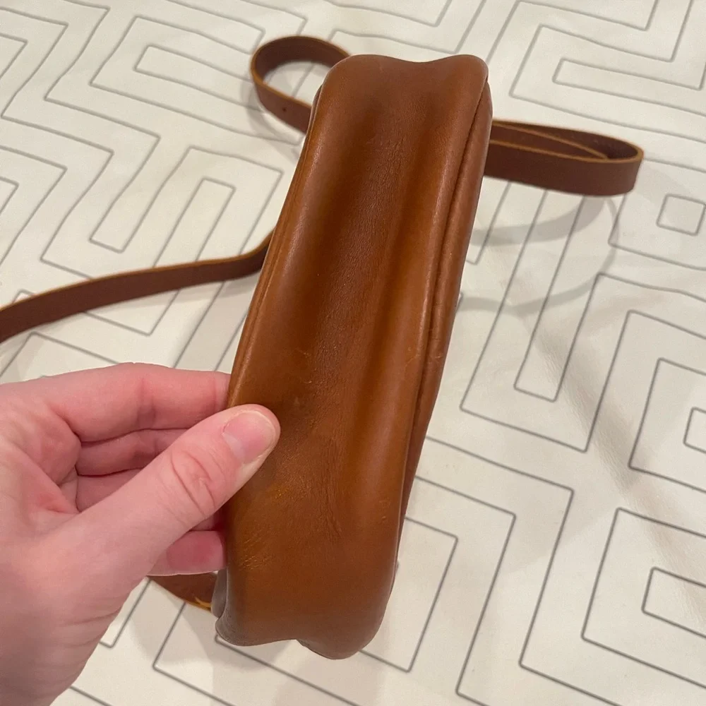 New Portland Leather Round Purse - Picture 8 of 13